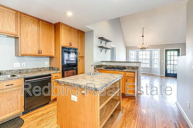 Building Photo - 1057 Meandering Way