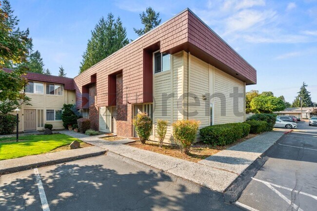 Building Photo - 511 141st Ave SE