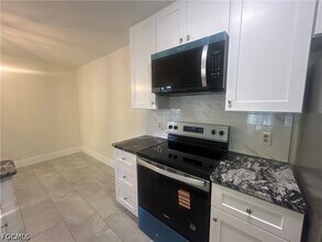 Building Photo - 2875 Winkler Ave