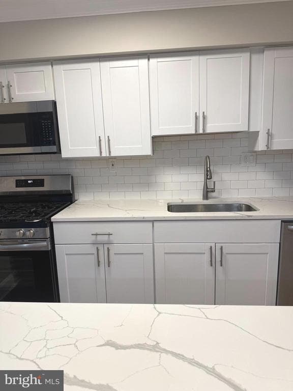 Building Photo - 7553 Spring Lake Dr