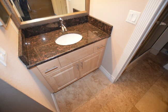 Building Photo - Meridian - Unfurnished 2 bedroom | 2 bathroom Luxury Condo.