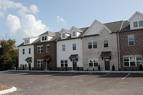 Building Photo - 427 Grady Way
