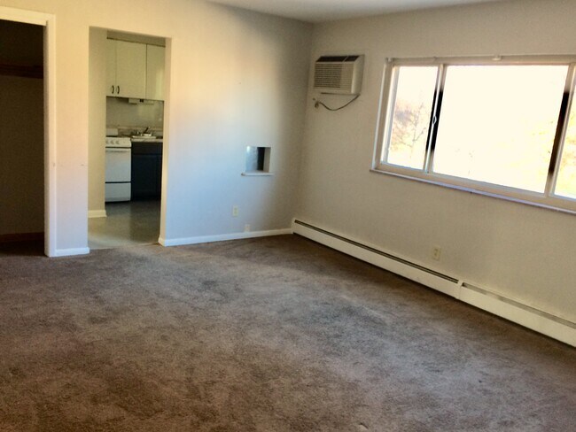Main Room - 3638 W 117th St