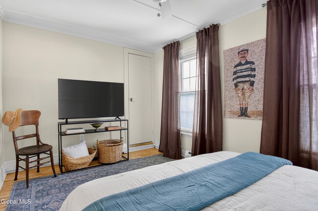 Building Photo - 5 Van Dorn St