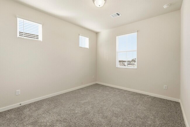 Building Photo - 14759 Slow River Ave