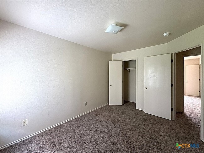Building Photo - 4100 Pilgram Dr