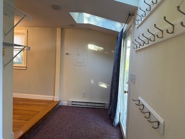 Building Photo - 25 Mountain Rd