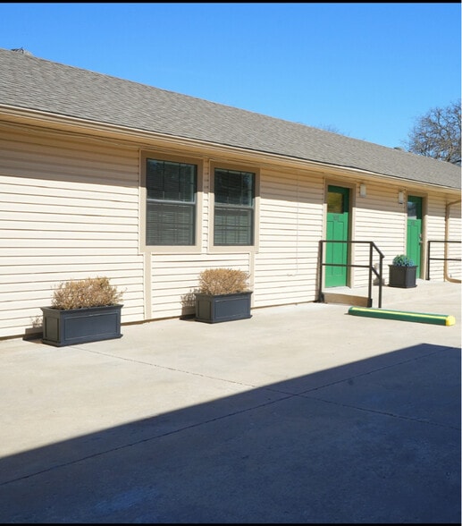 Building Photo - 314 Jagoe St