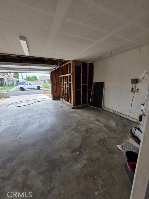 Building Photo - 2874 W Calle Vista Dr