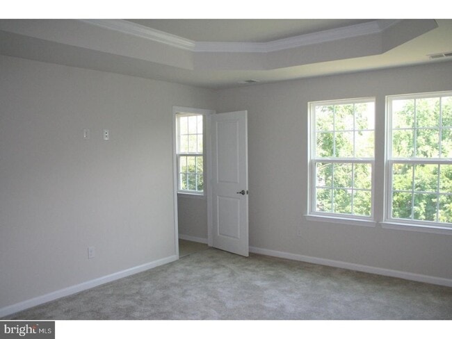 Building Photo - 118 Meridian Ln