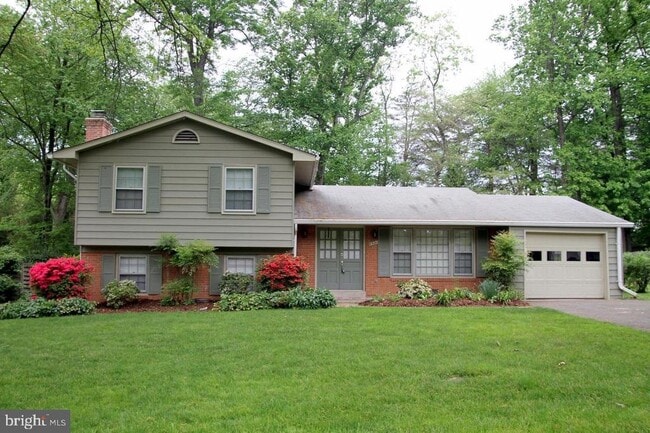 Building Photo - 8521 Tysons Ct