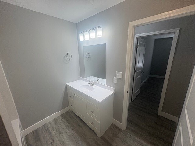 Spare Full Bath - 235 W Lester St