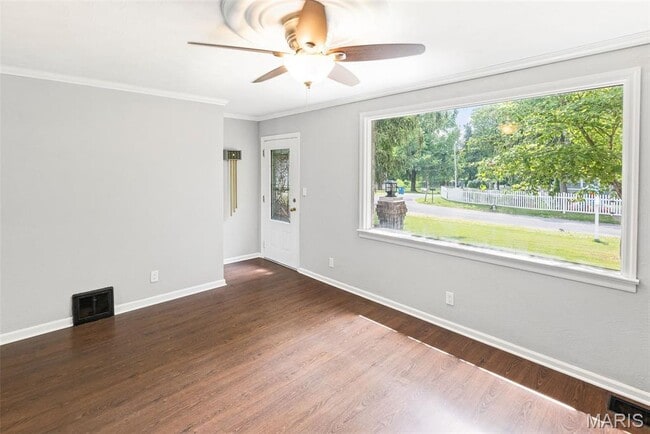 Building Photo - 227 Parkway Pl