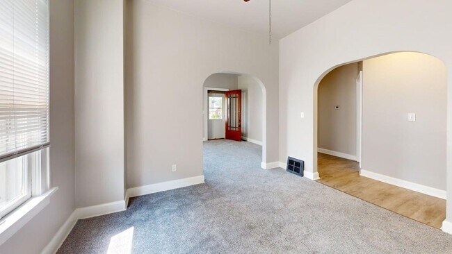 Primary Photo - 2236 Penn Pl NE