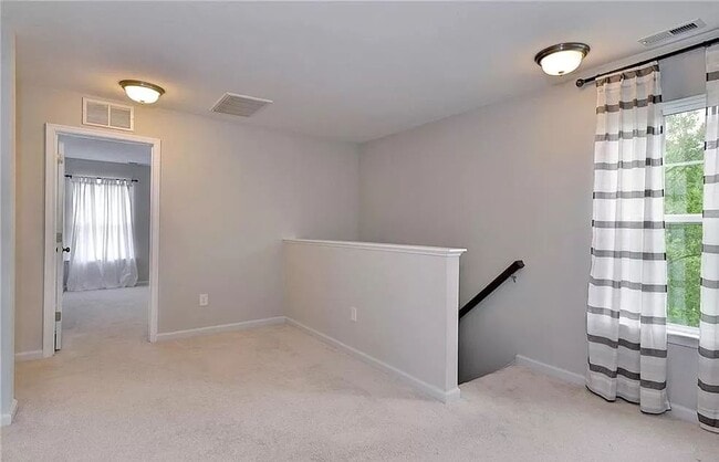 Building Photo - 4715 Minutemen Way