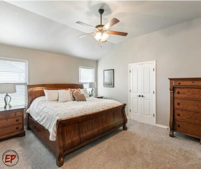 Building Photo - 222 Sand Flat Ln