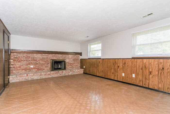 Building Photo - 4116 Calumet Cir
