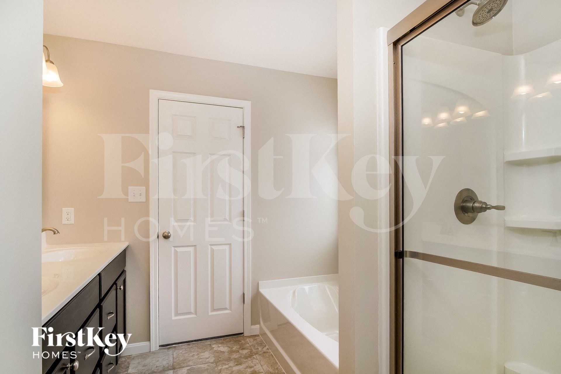 Building Photo - 645 Van Buren St