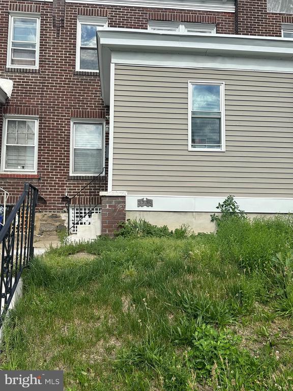 Building Photo - 3750 L St