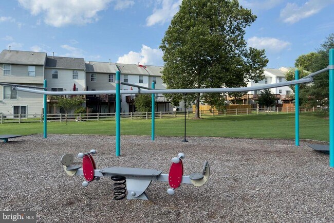 Building Photo - 16140 Edenwood Dr
