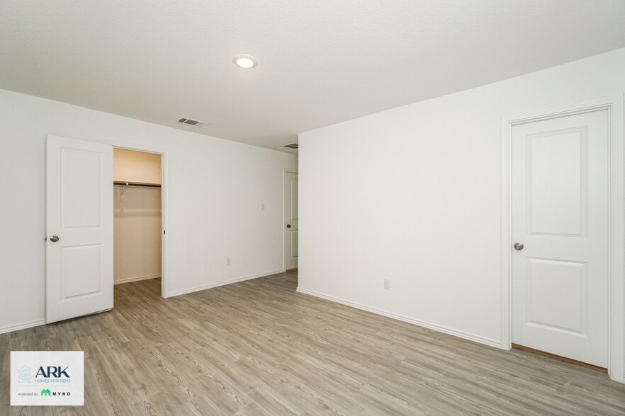 Building Photo - 5790 Companion Lp