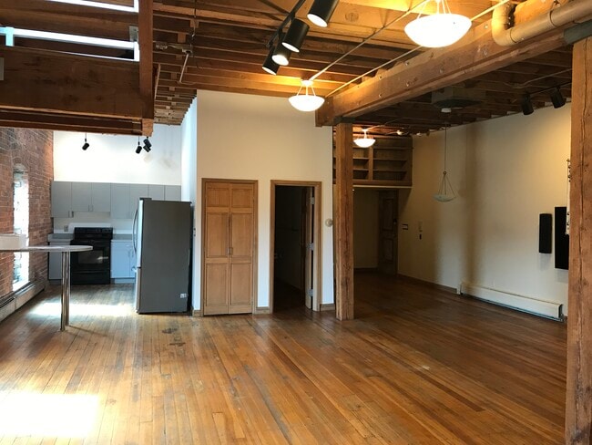 Building Photo - 1600 Wynkoop St
