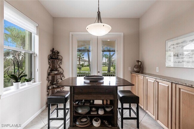 Building Photo - 3640 Lakeview Isle Ct