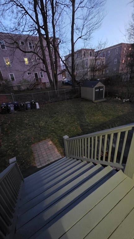 Building Photo - 10 Itasca St