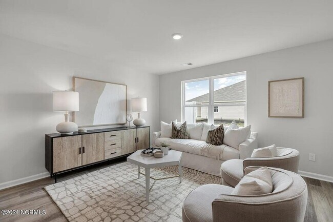 Building Photo - 7787 Pennycress Dr