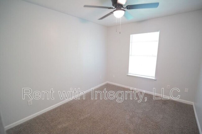 Building Photo - 2446 Talco Hills Dr