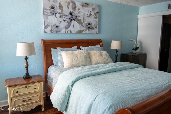 Building Photo - 2947 S Atlantic Ave