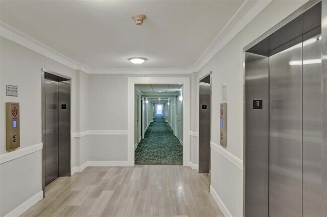 Building Photo - 19390 Collins Ave
