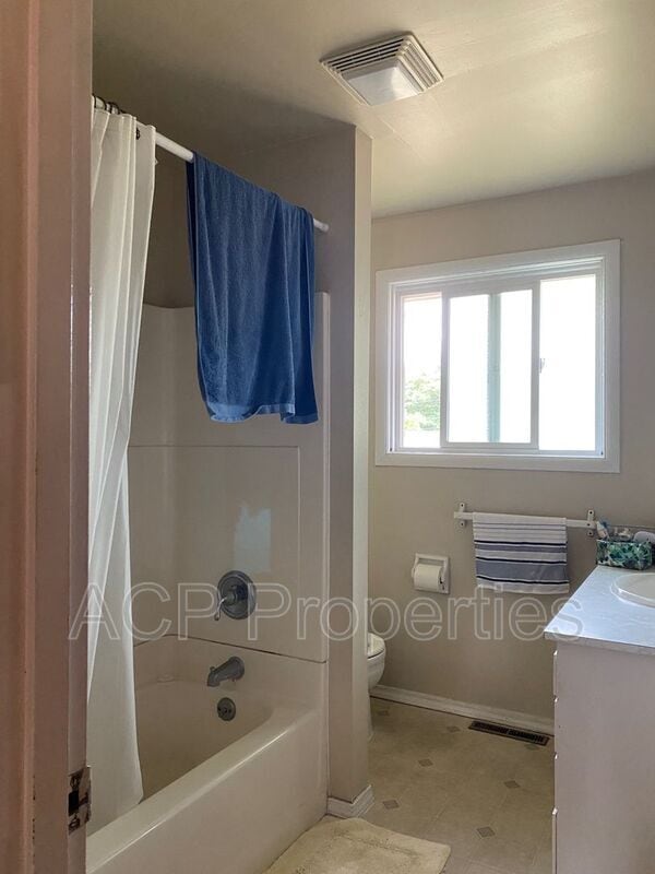 Building Photo - 3607 Home Rd