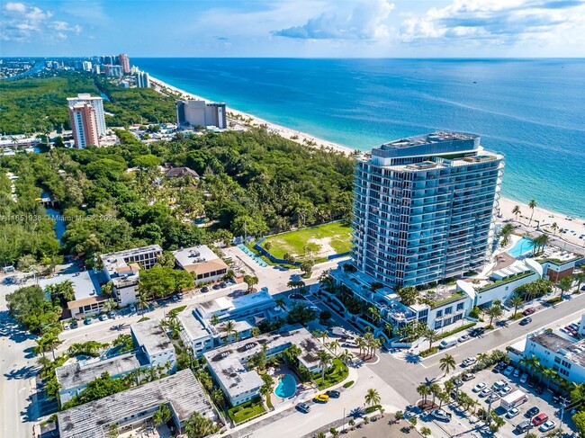 Building Photo - 701 S Fort Lauderdale Beach Blvd