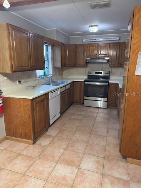 Building Photo - 4409 W Varn Ave