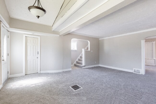 Building Photo - 12917 Orme Rd
