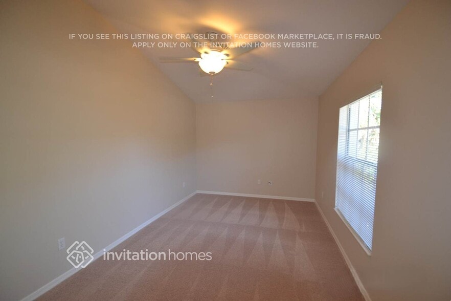 Building Photo - 1823 Sadnet Ln