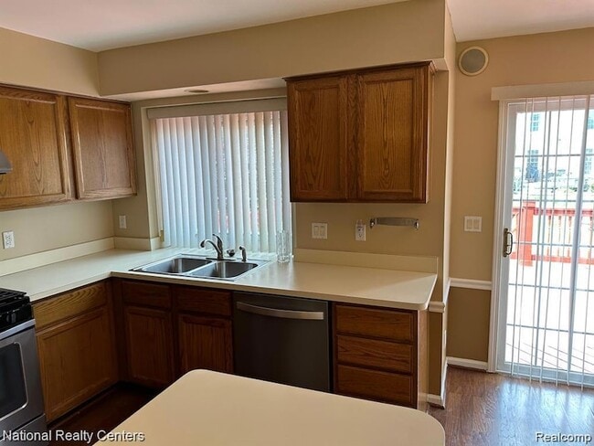 Building Photo - 1792 Bentley Ct