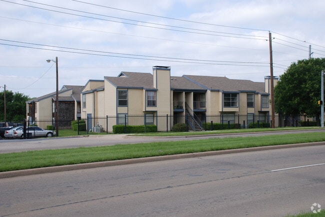 Building Photo - Briarwyck Apartments