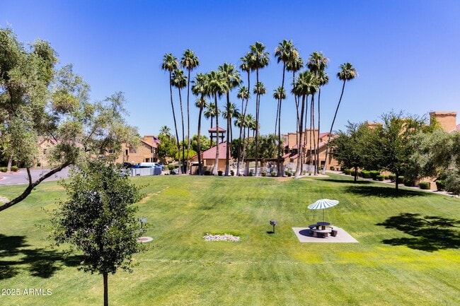 Building Photo - 4901 S Calle Los Cerros Dr