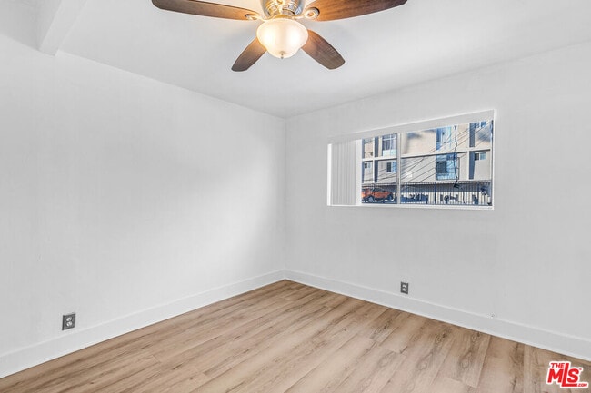 Building Photo - 3801 1/2 Mont Clair St