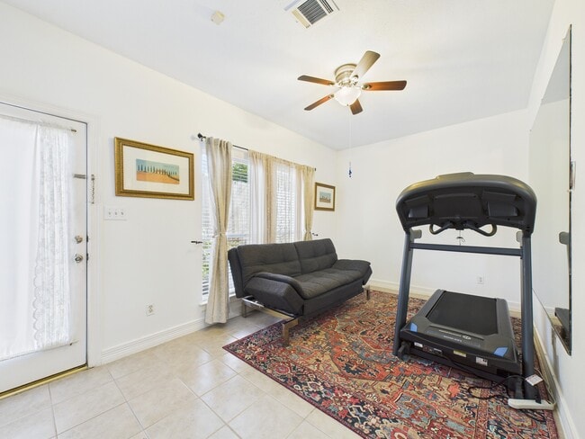 Building Photo - 3811 Jack St