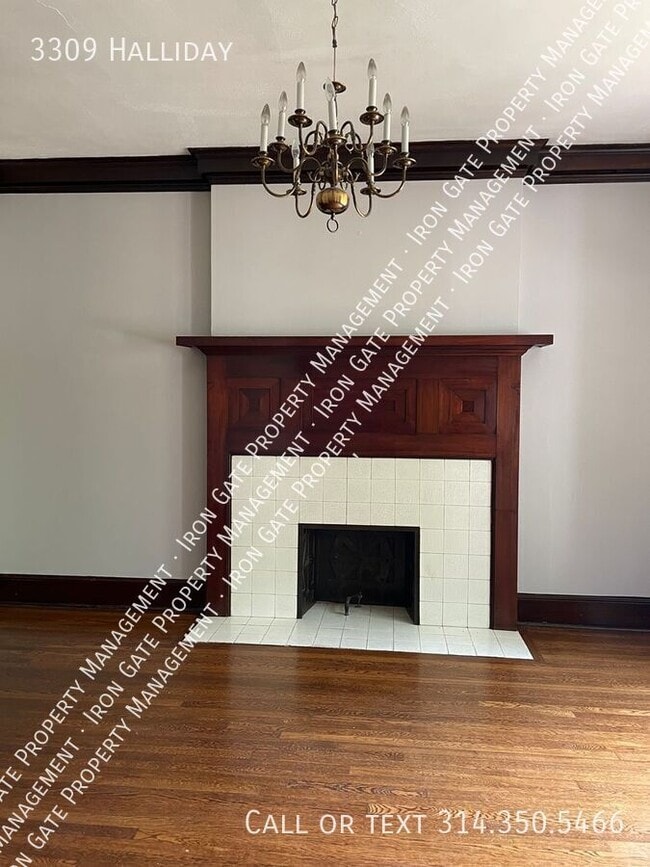 Building Photo - 3309 Halliday-