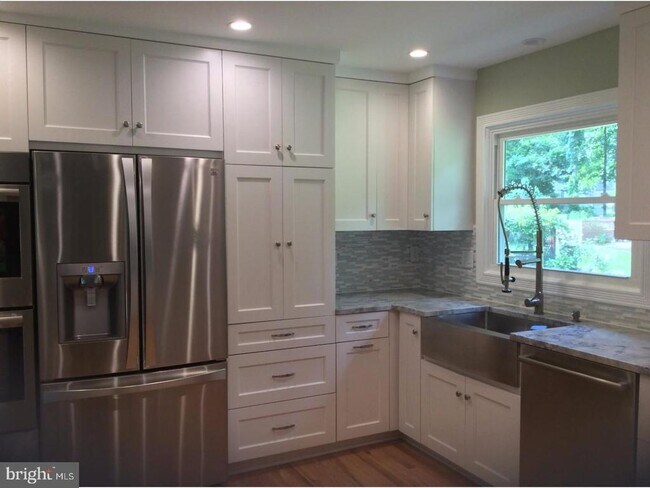 Building Photo - 55 Montgomery St