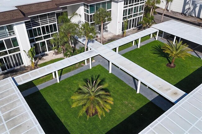 Building Photo - 2100 Benjamin Franklin Dr