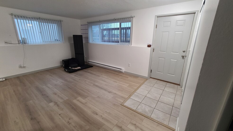 Building Photo - 2404 N Hamilton St