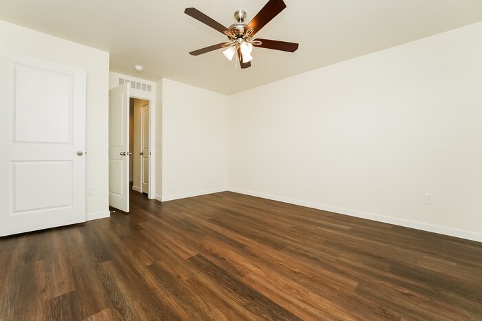 Building Photo - 13467 Oneida Ln
