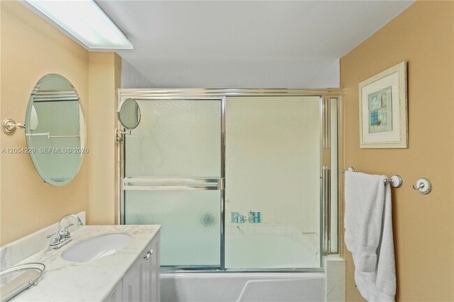 Building Photo - 4020 Galt Ocean Dr