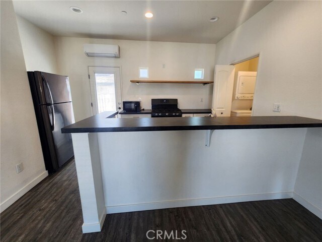 Building Photo - 6638 Maricopa Dr