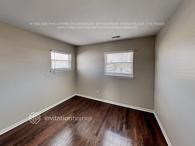 Building Photo - 916 Elsie Dr